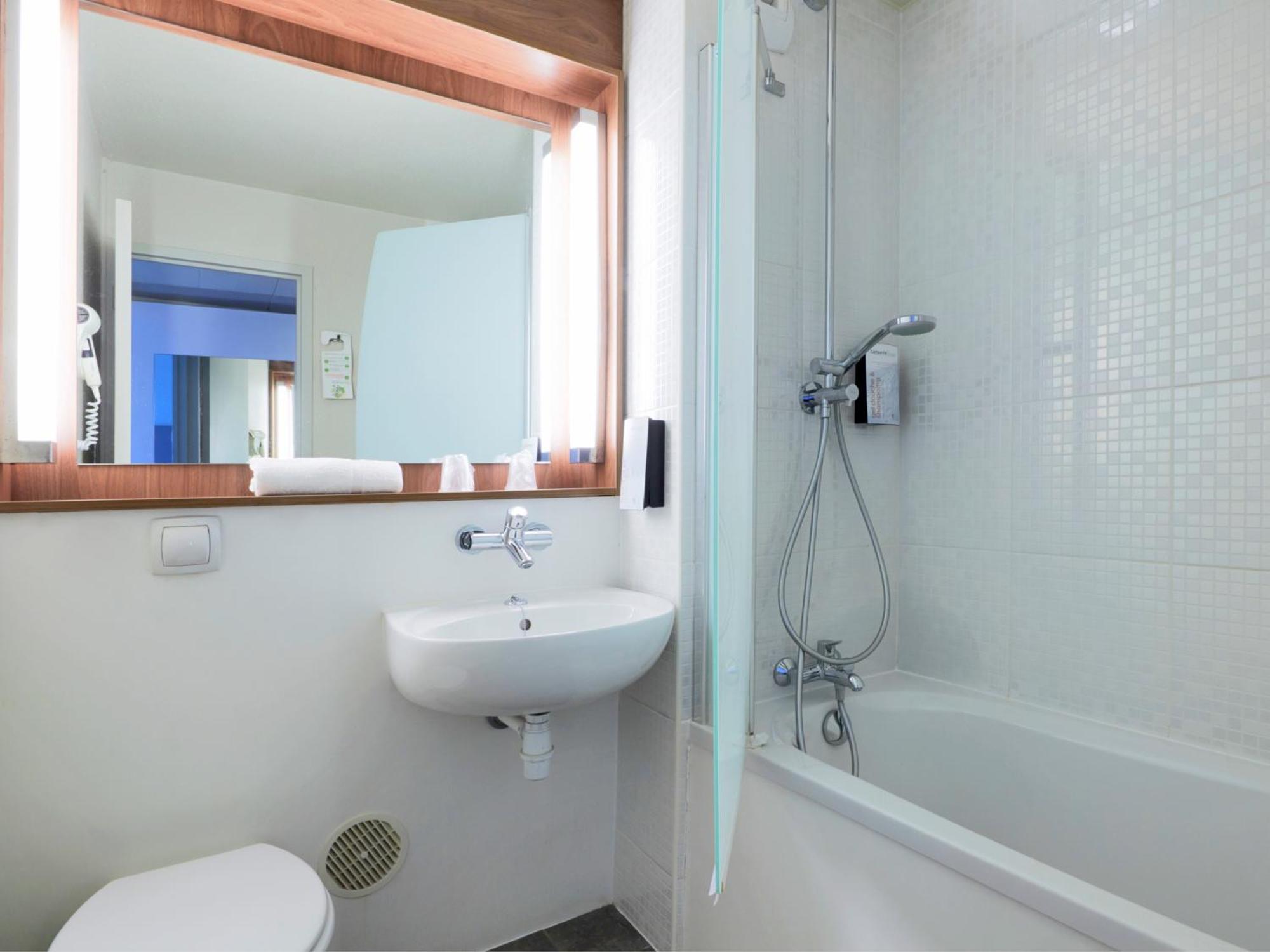Campanile Hotel Beauvais Dış mekan fotoğraf