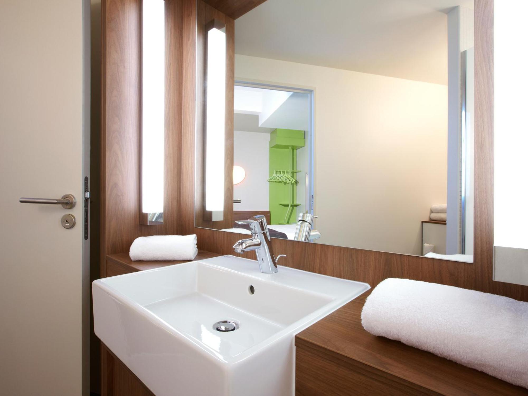 Campanile Hotel Beauvais Dış mekan fotoğraf